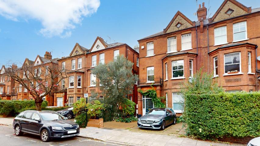 Modern Studio Goldhurst Terrace, West Hampstead (Heating + Hot water included)